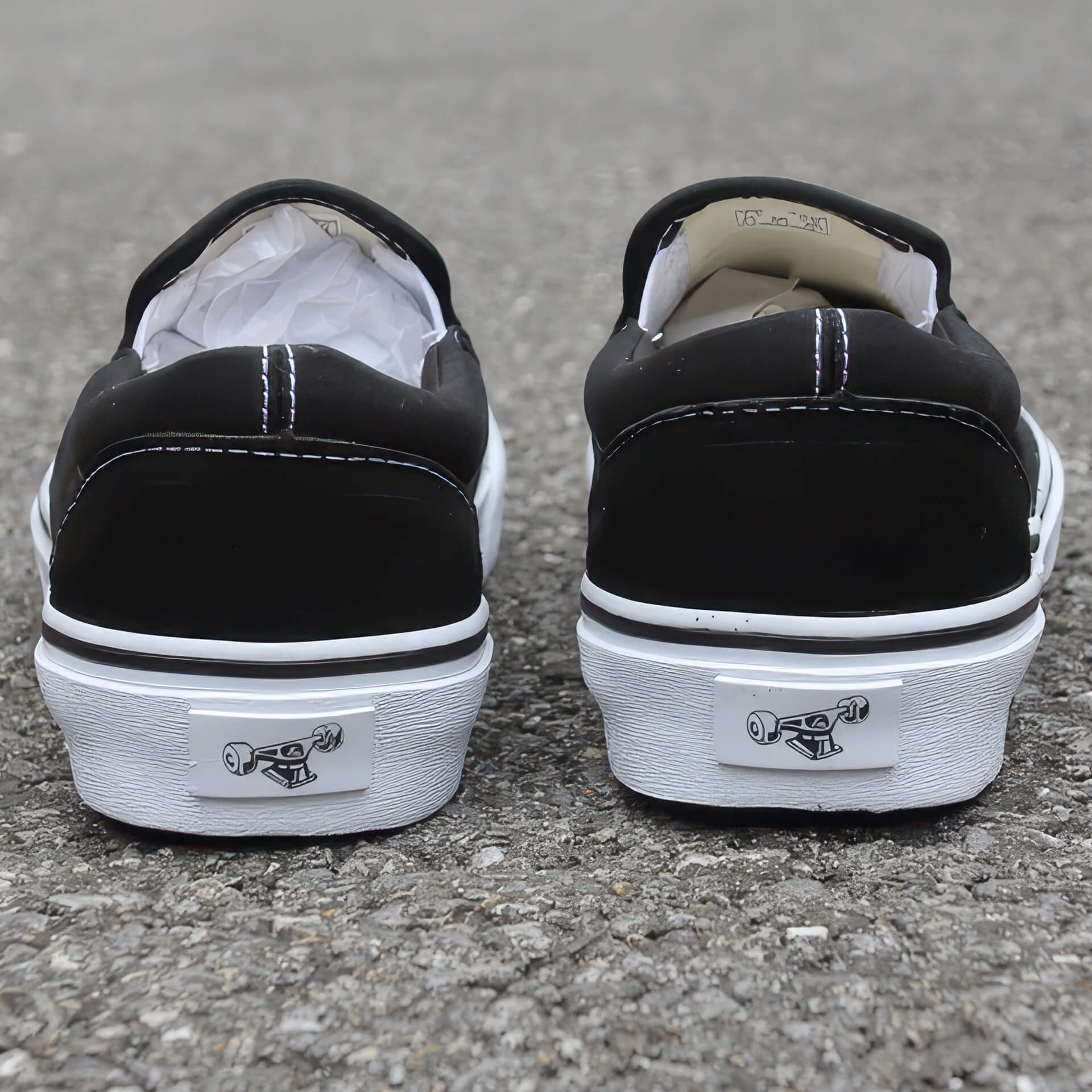 Classic Black Slip-On Skate Shoes Unisex
