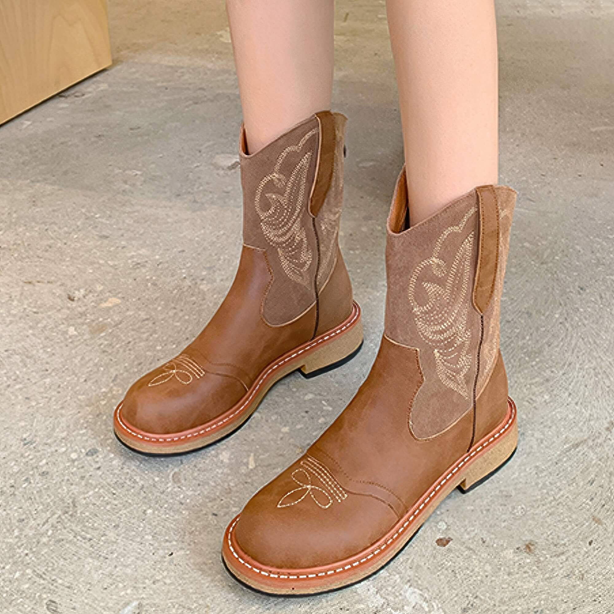 Trinity Retro Embroidered Western Cowgirl Boots